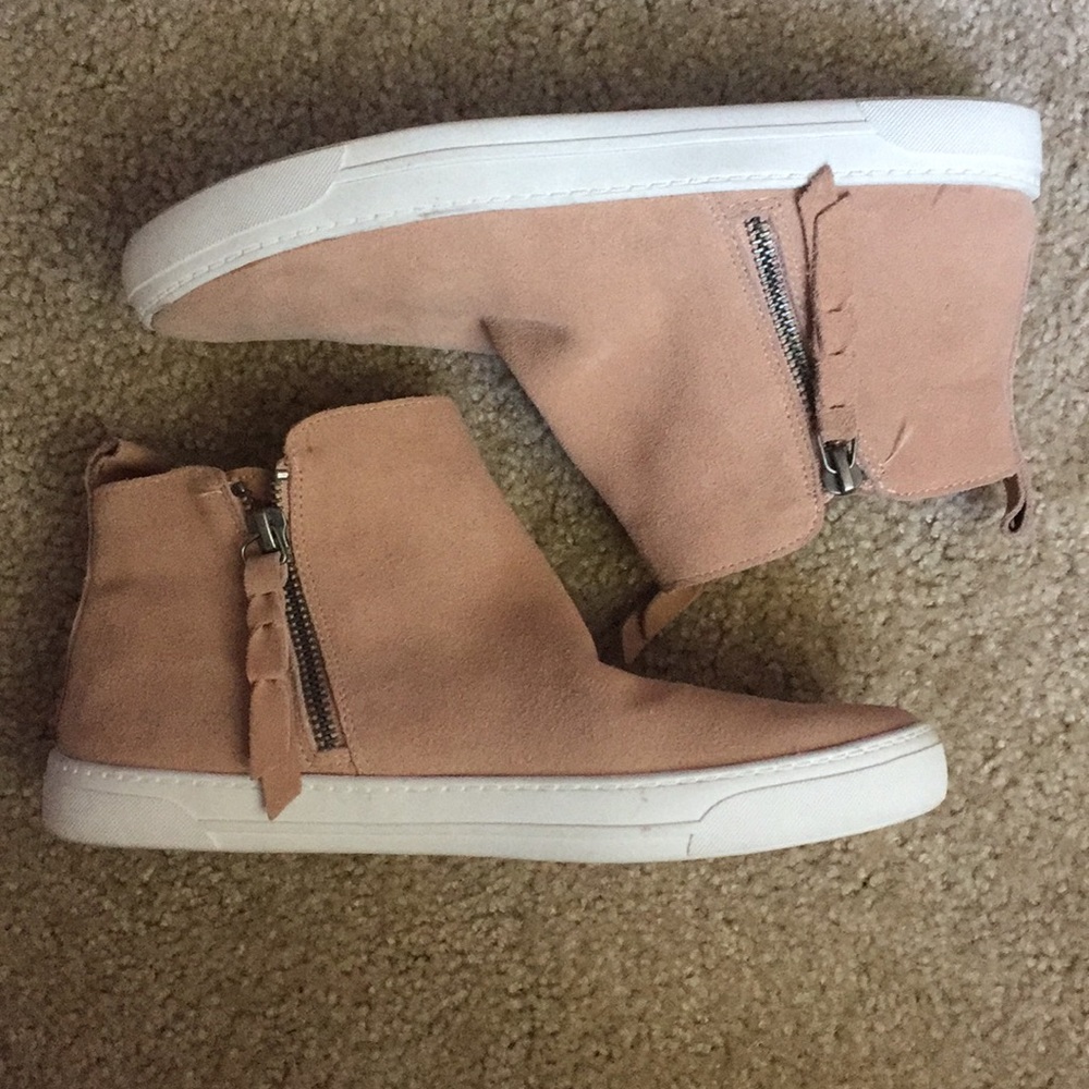 - DV suede booties - New With Tags